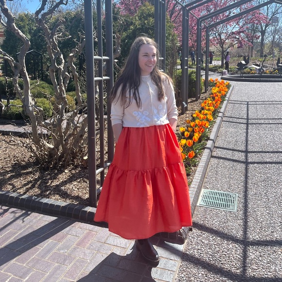 ABOUT ME! - Picture 1 of 7